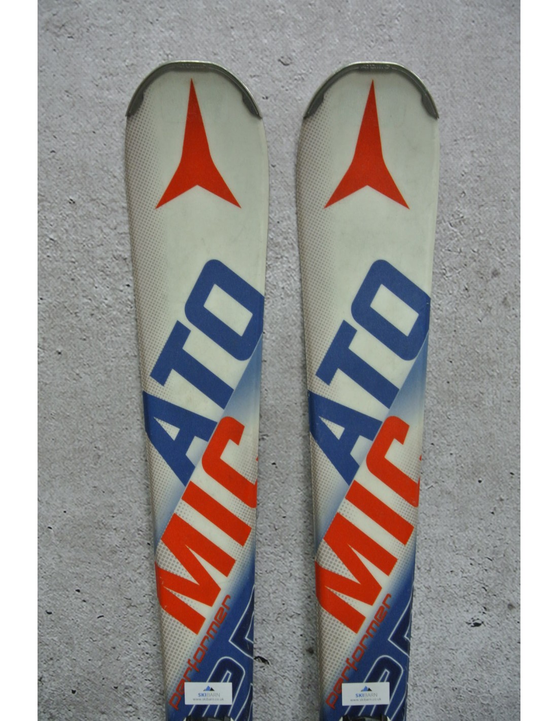 Race / Carving - ATOMIC PERFORMER XT FIBRE - 142cm